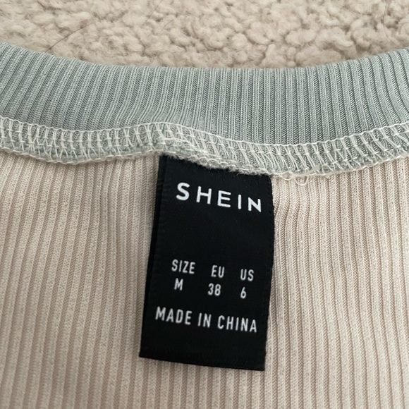 shein crop top - Picture 2 of 3